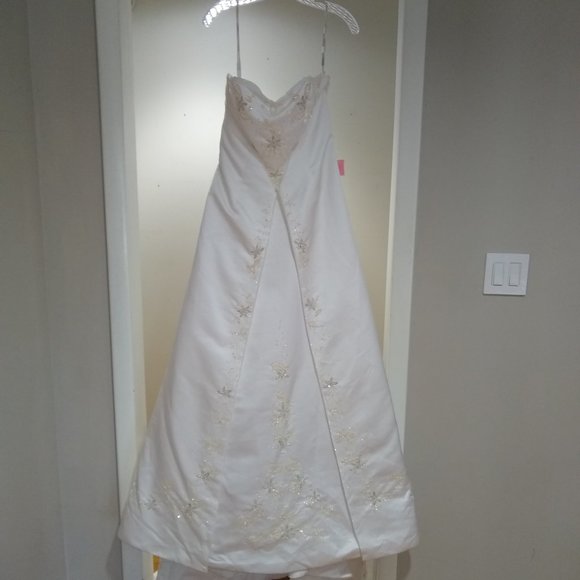 NWT! Alfred Angelo 1822 size 14 wedding - Picture 3 of 8